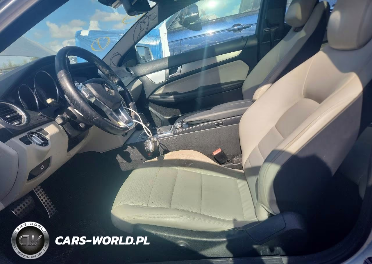 2012 Mercedes-Benz C 250 VIN:WDDGJ4HB0CF765726 - 7