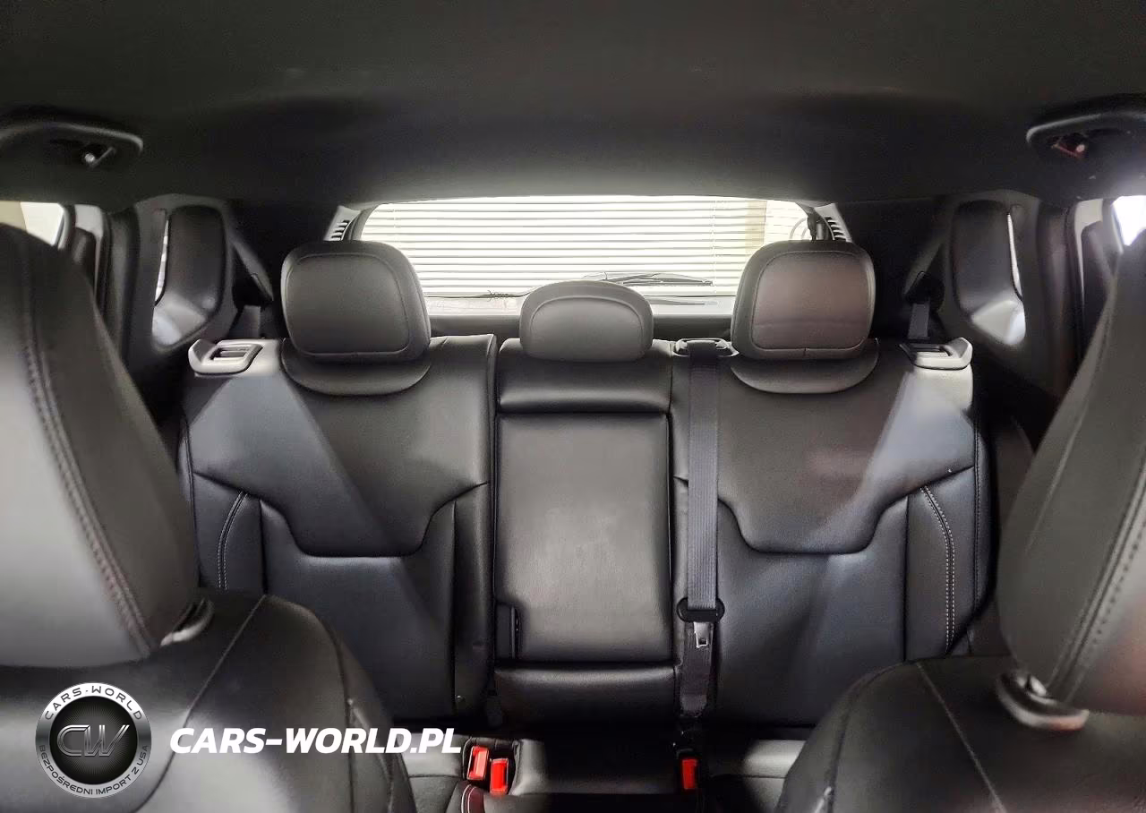 2026 Jeep Compass Limited VIN:3C4NJDCN3TT182317 - 10