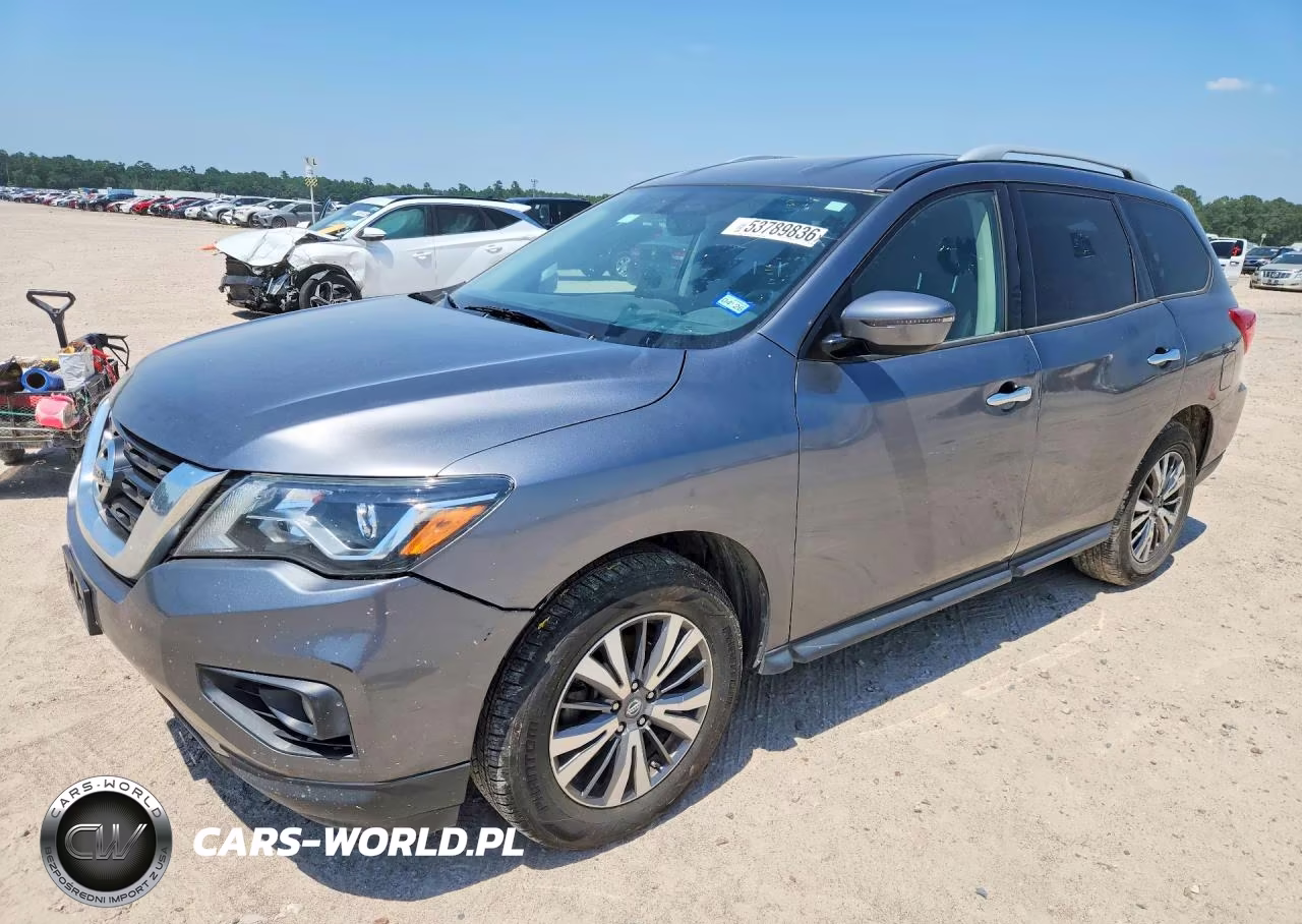 2019 Nissan Pathfinder Sv