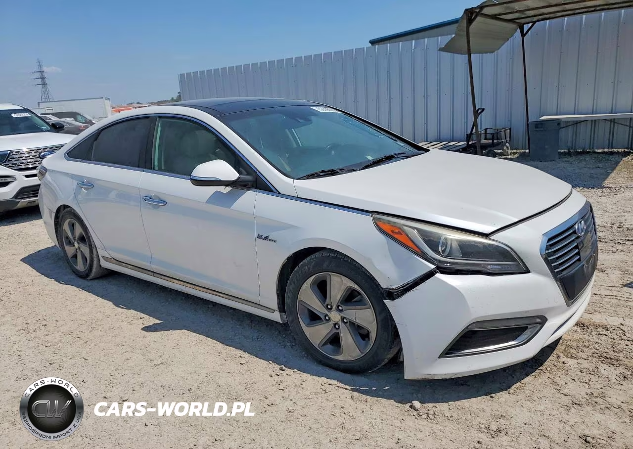 2016 Hyundai Sonata Hybrid Limited VIN:KMHE34L19GA030459 - 4
