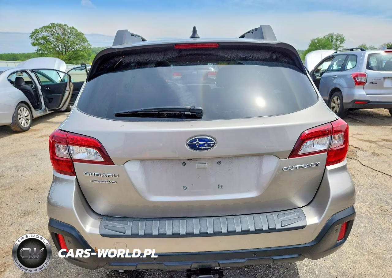 2018 Subaru Outback 2.5I Limited VIN:4S4BSANC0J3311936 - 6