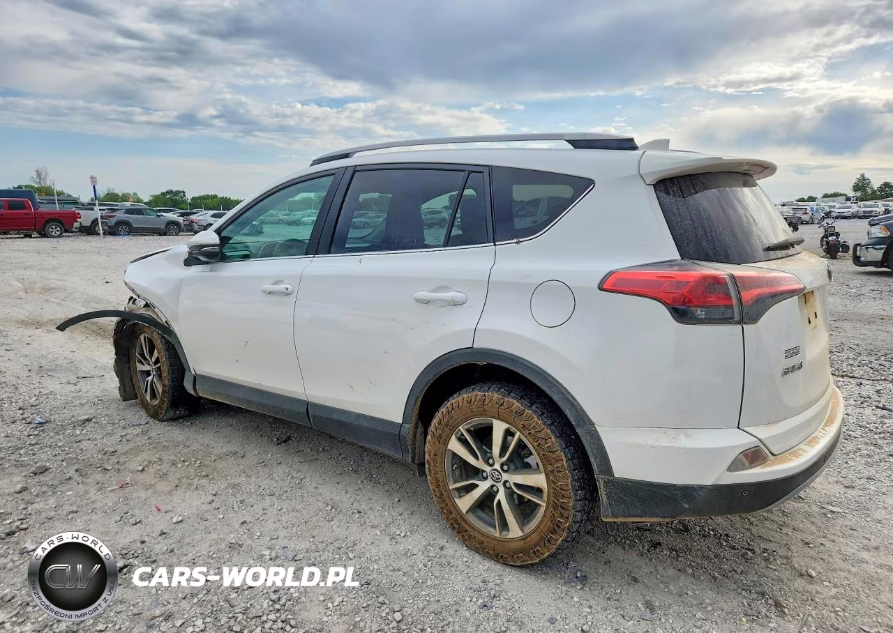 2017 Toyota Rav4 Xle VIN:2T3RFREVXHW647205 - 2