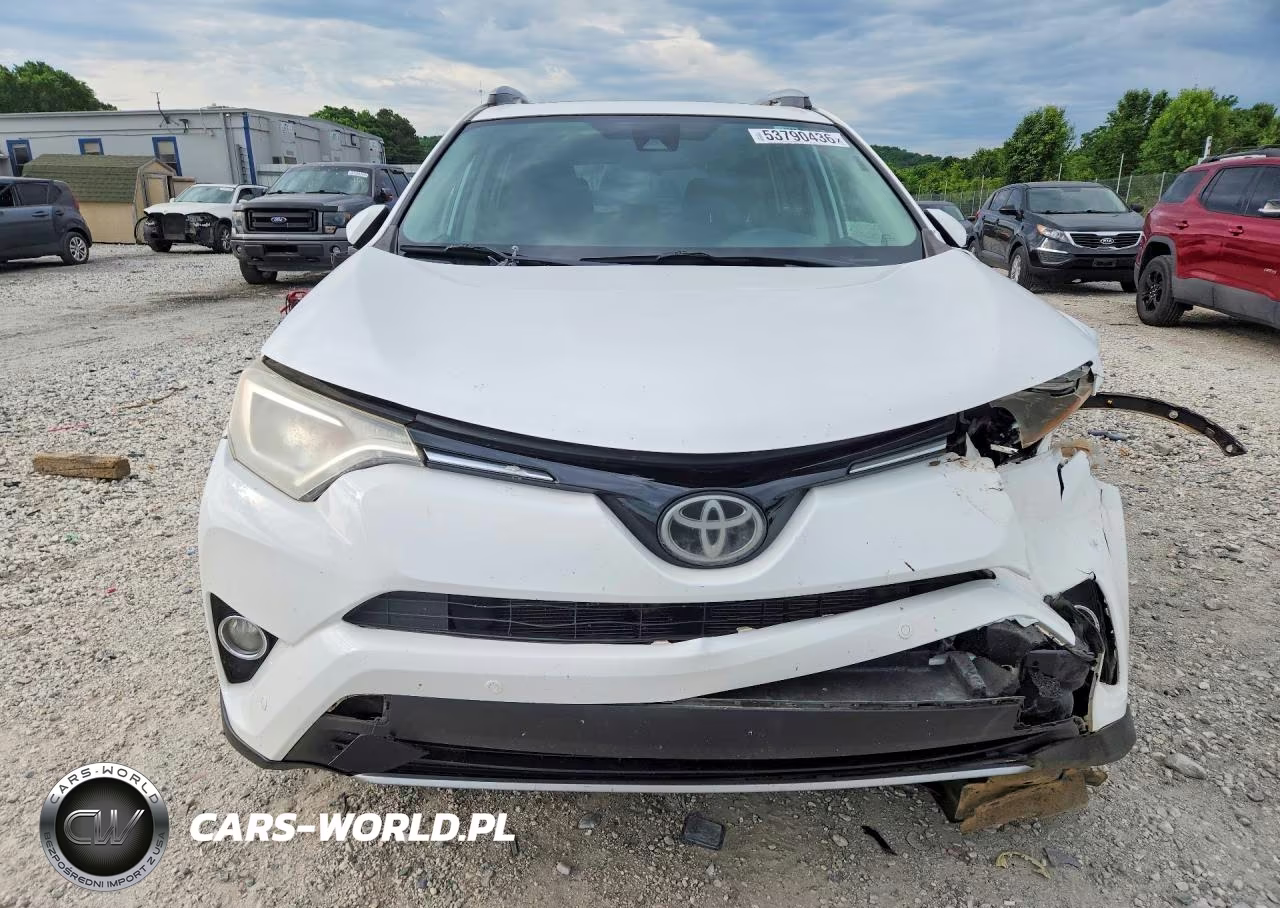 2017 Toyota Rav4 Xle VIN:2T3RFREVXHW647205 - 5