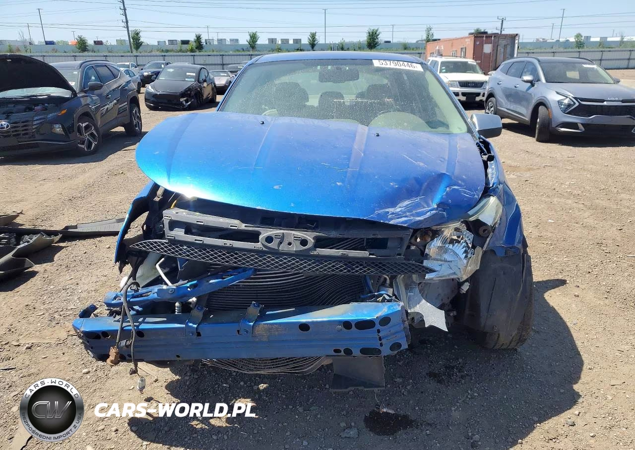2010 Ford Focus VIN:1FAHP3HN3AW195743 - 5