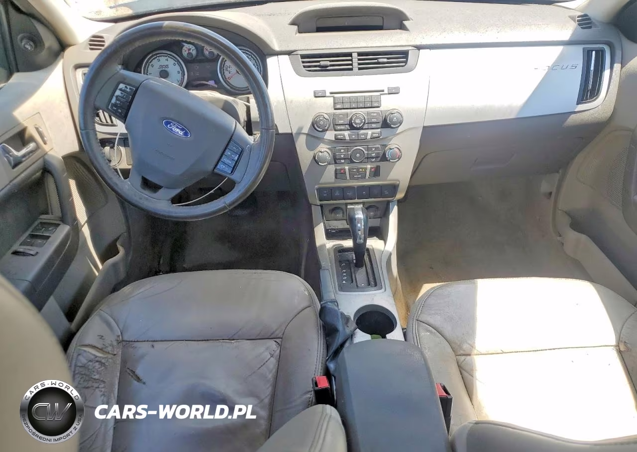 2010 Ford Focus VIN:1FAHP3HN3AW195743 - 8