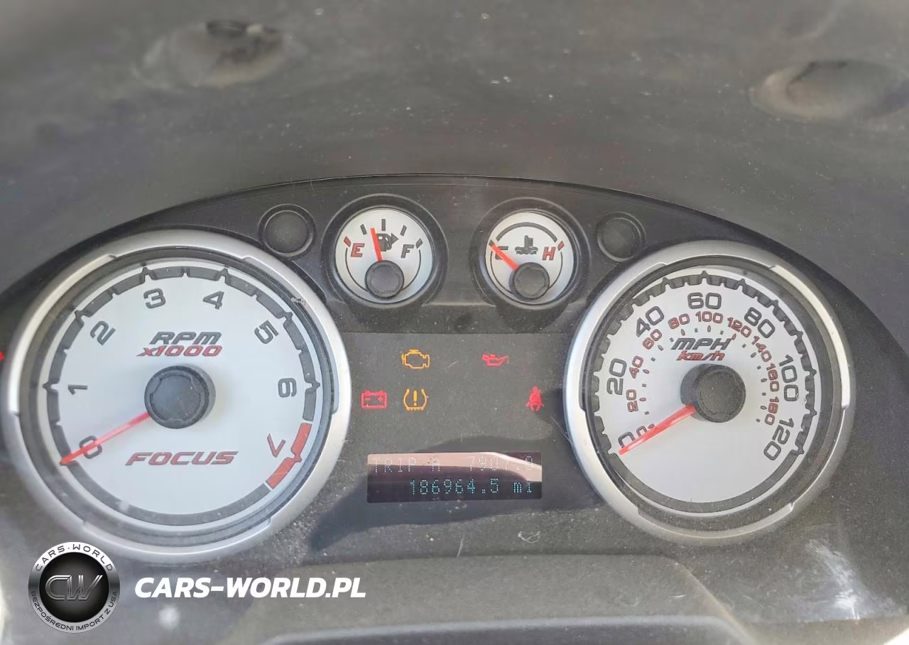 2010 Ford Focus VIN:1FAHP3HN3AW195743 - 9