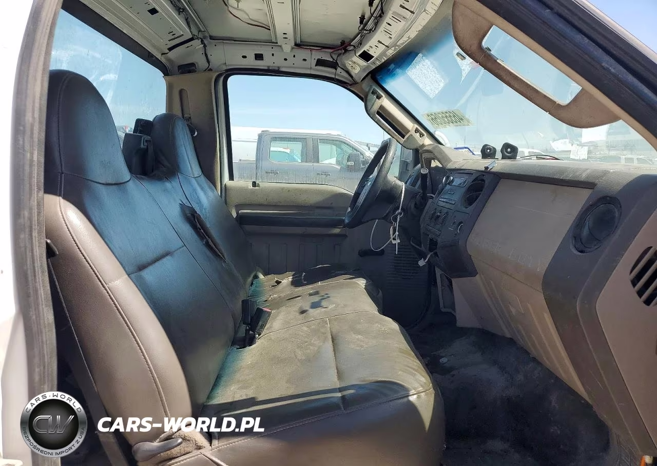 2010 Ford F450 Super Duty Truck Cab And Chassis VIN:1FDAF4GR7AEA60095 - 11
