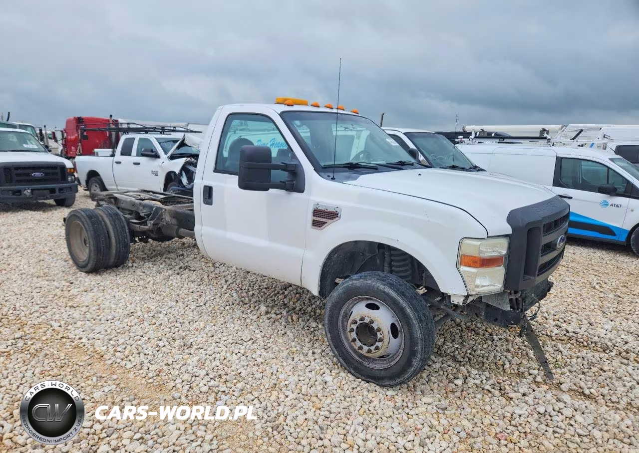 2010 Ford F450 Super Duty Truck Cab And Chassis VIN:1FDAF4GR7AEA60095 - 4