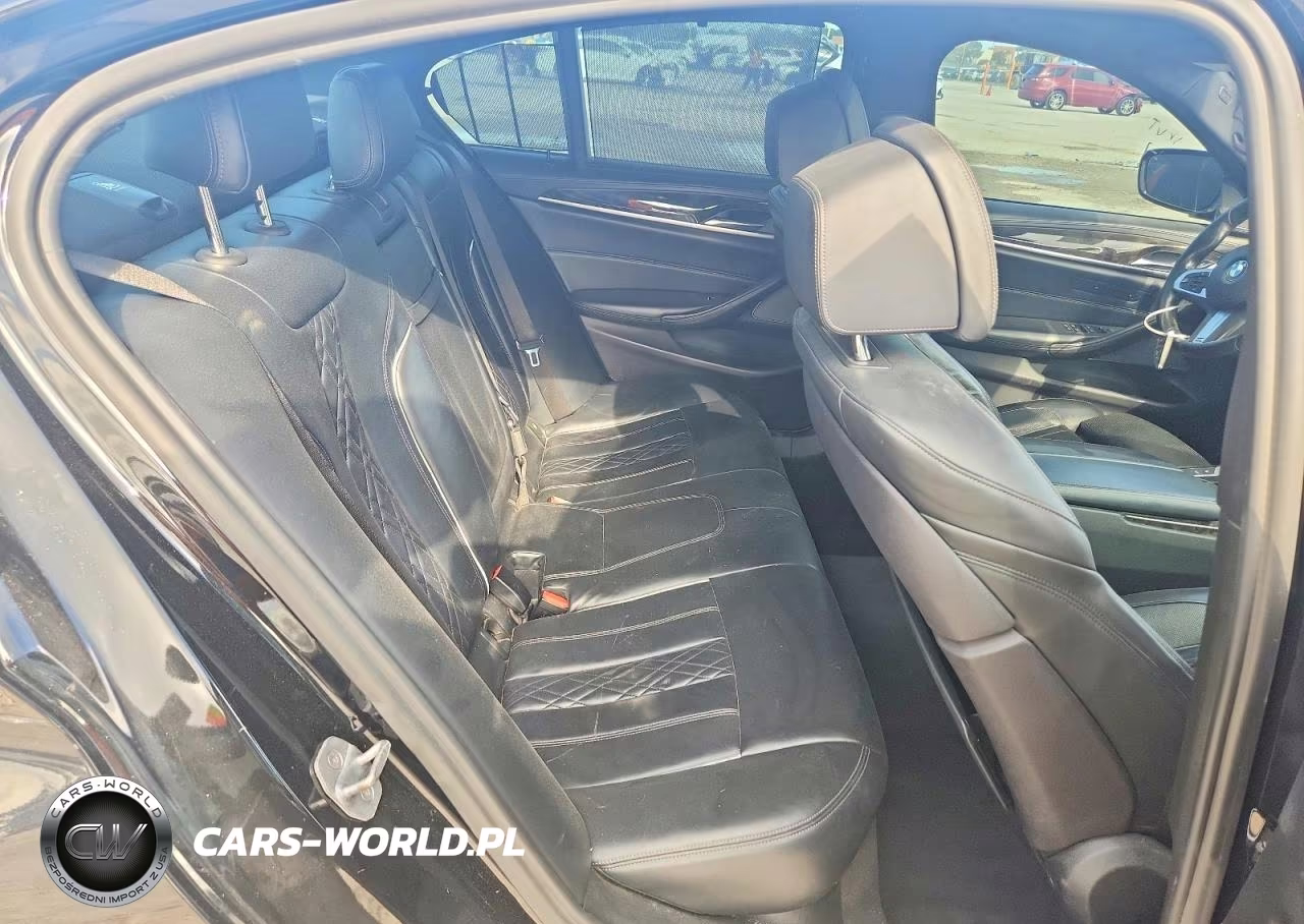 2018 BMW 540 I VIN:WBAJE5C5XJWA94073 - 10