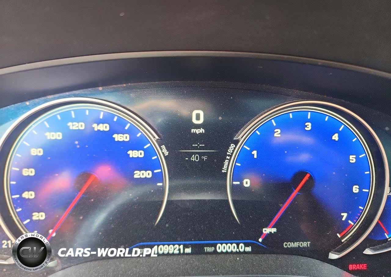 2018 BMW 540 I VIN:WBAJE5C5XJWA94073 - 9