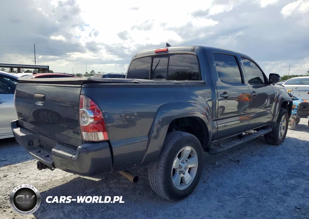 2015 Toyota Tacoma Double Cab Prerunner VIN:3TMJU4GN3FM182042 - 3
