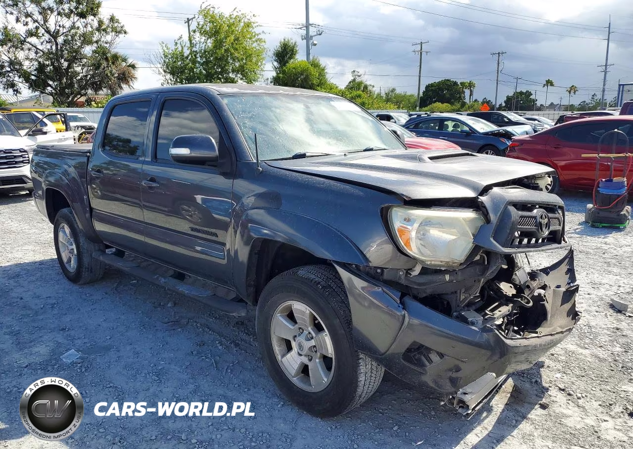 2015 Toyota Tacoma Double Cab Prerunner VIN:3TMJU4GN3FM182042 - 4