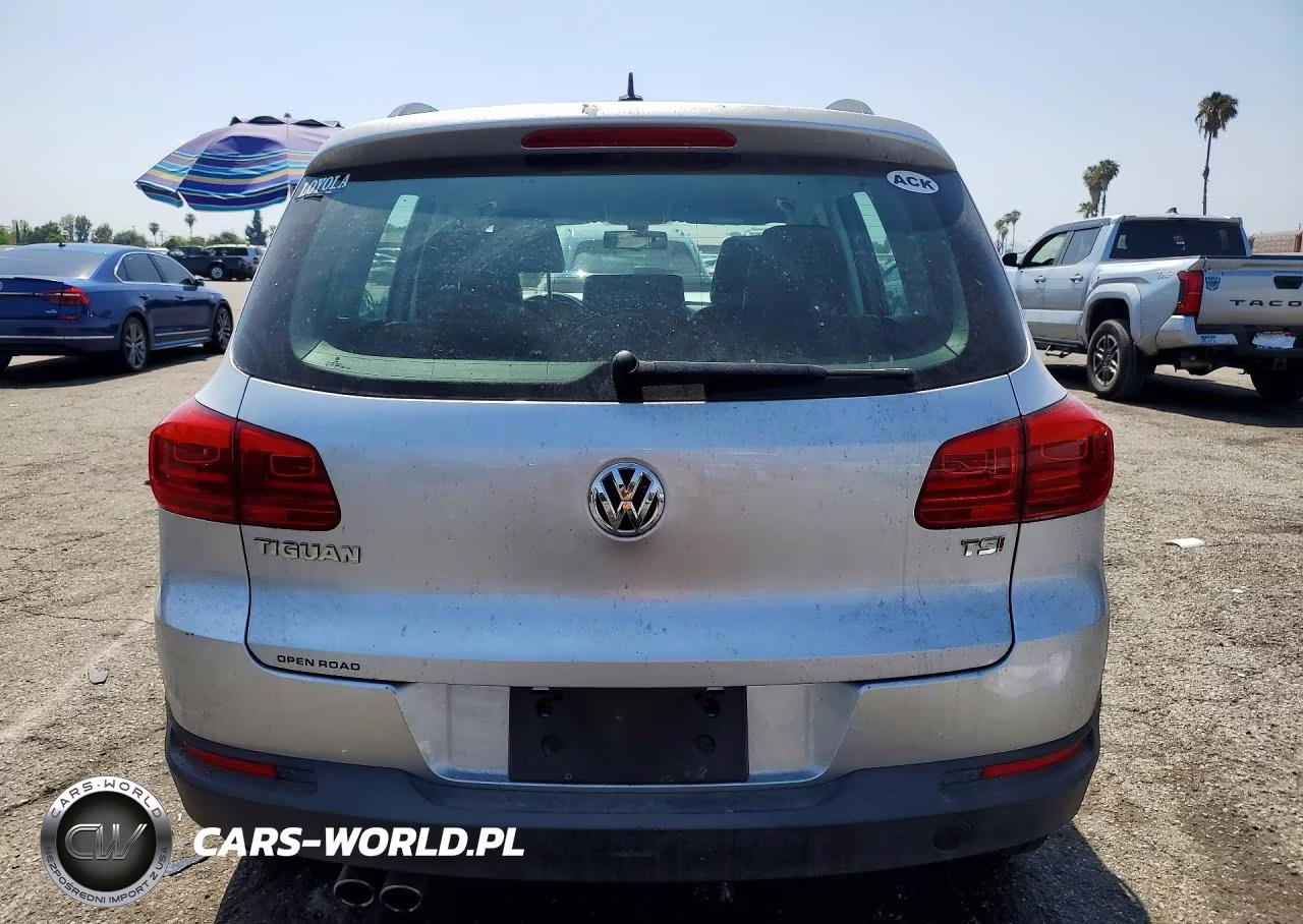 2016 Volkswagen Tiguan S VIN:WVGAV7AX4GW571570 - 6