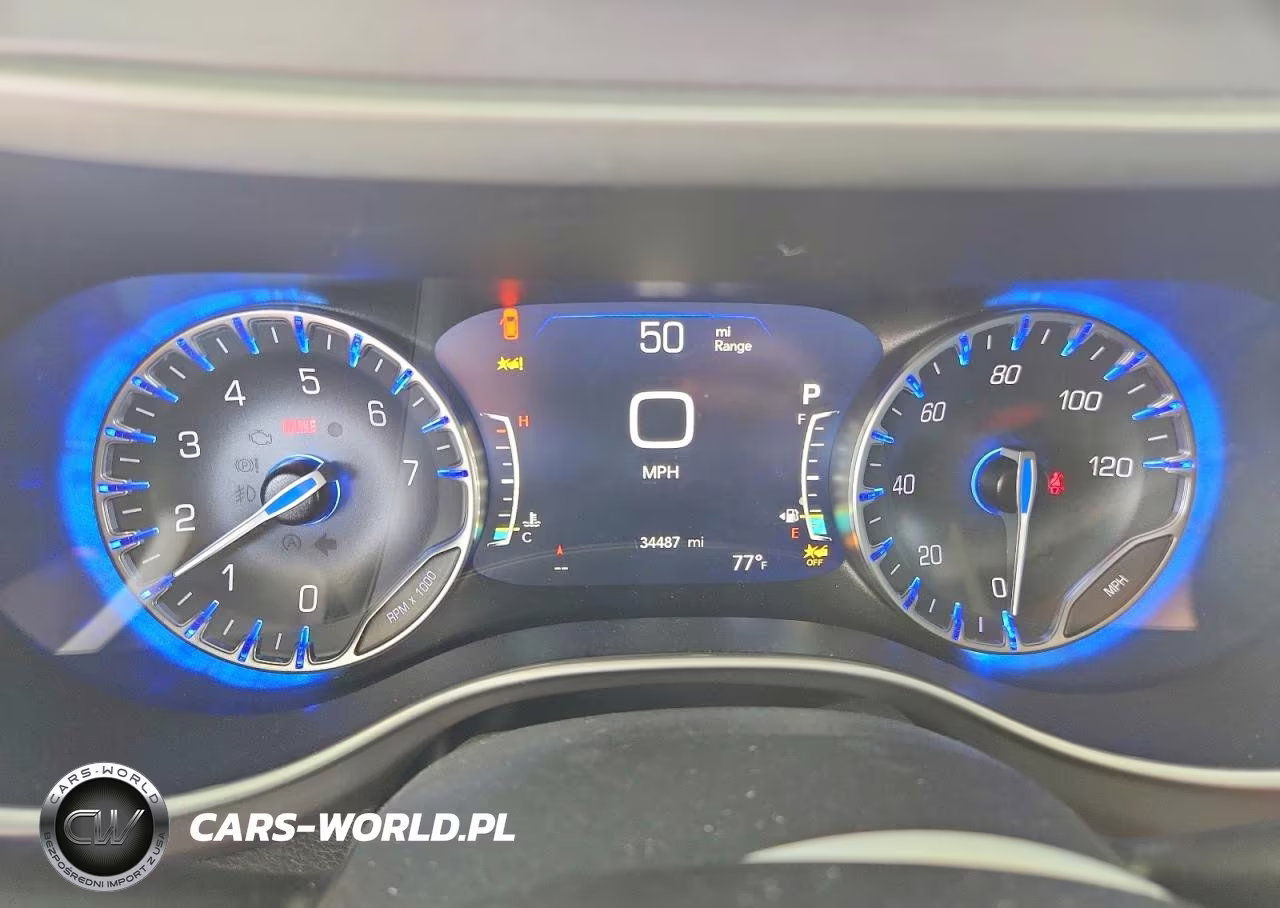 2025 Chrysler Pacifica Select VIN:2C4RC1BG7SR554479 - 9