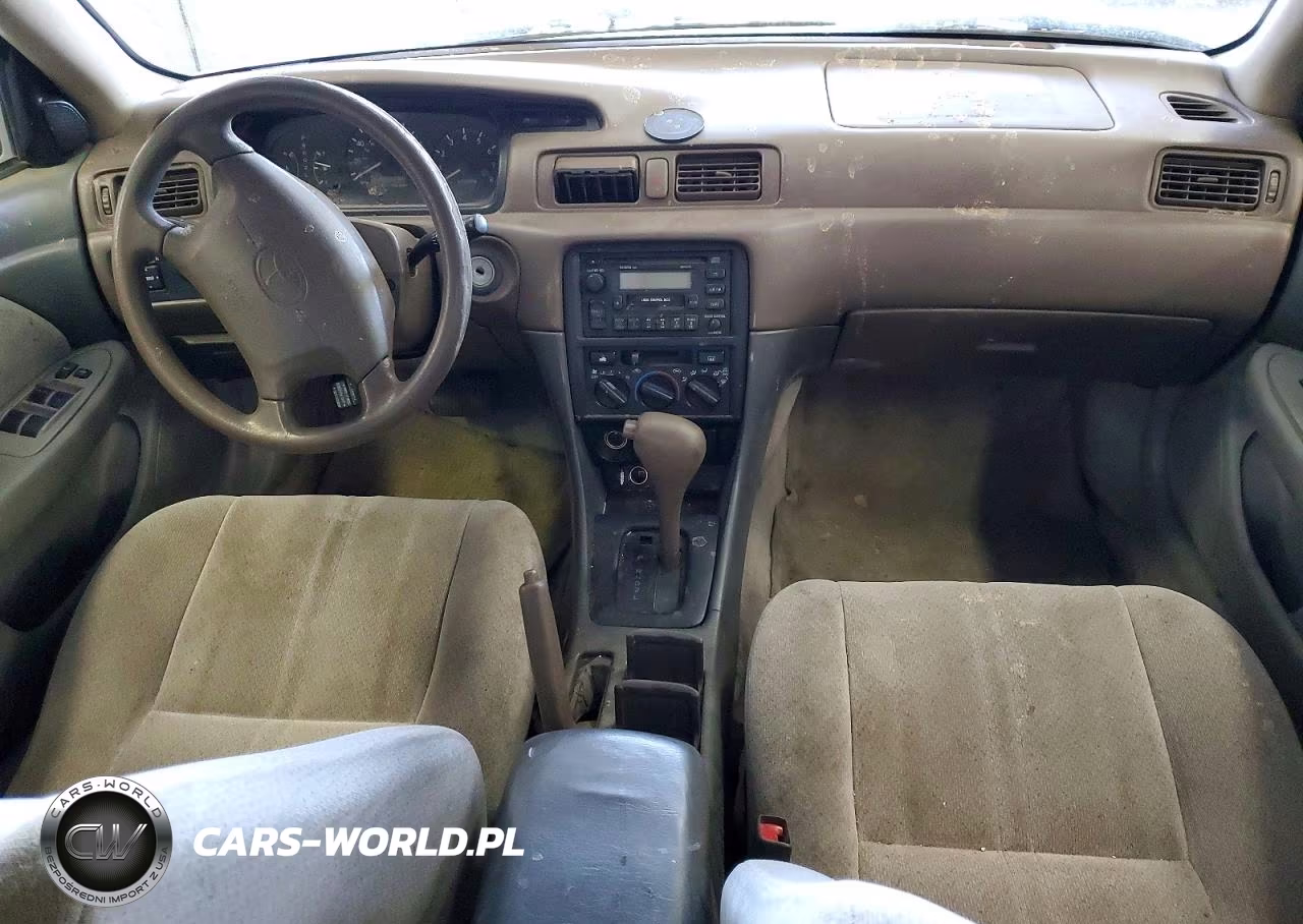 1999 Toyota Camry Le VIN:4T1BG22K8XU446300 - 8