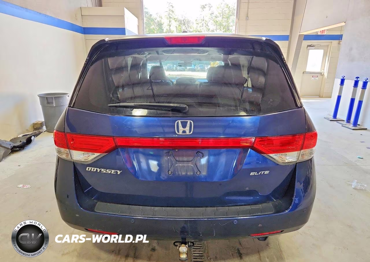 2016 Honda Odyssey Touring VIN:5FNRL5H96GB048273 - 6