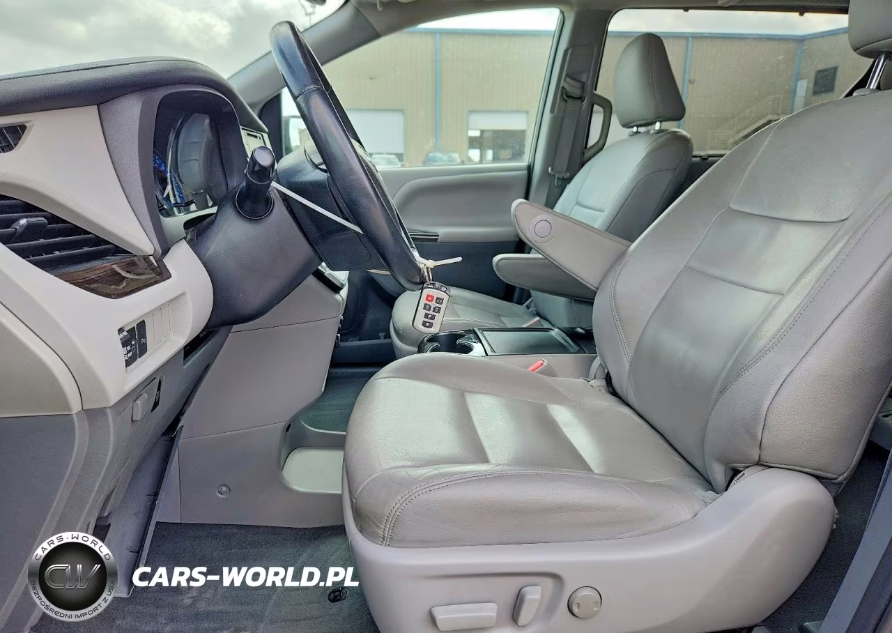2020 Toyota Sienna Xle Premium 8-Passenger VIN:5TDYZ3DCXLS048041 - 7
