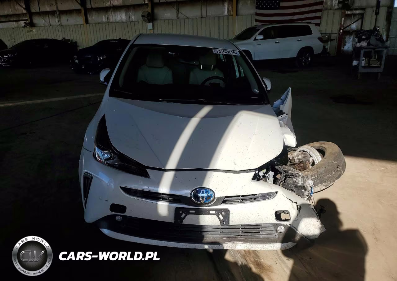 2019 Toyota Prius Xle Awd-E VIN:JTDL9RFU9K3002610 - 5