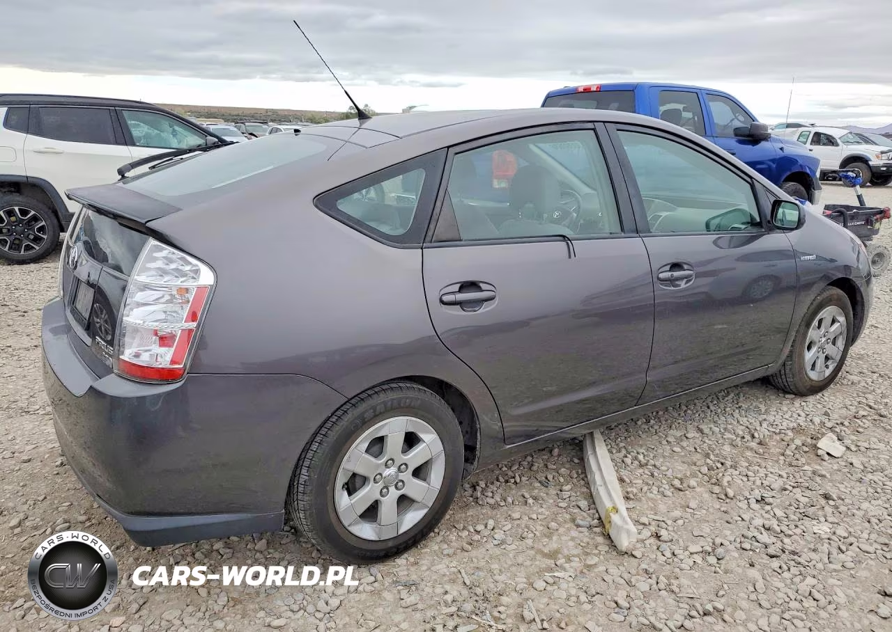 2007 Toyota Prius Base VIN:JTDKB20U573232958 - 3