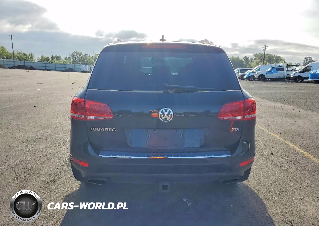 2013 Volkswagen Touareg Tdi Lux VIN:WVGEP9BP8DD003366 - 6