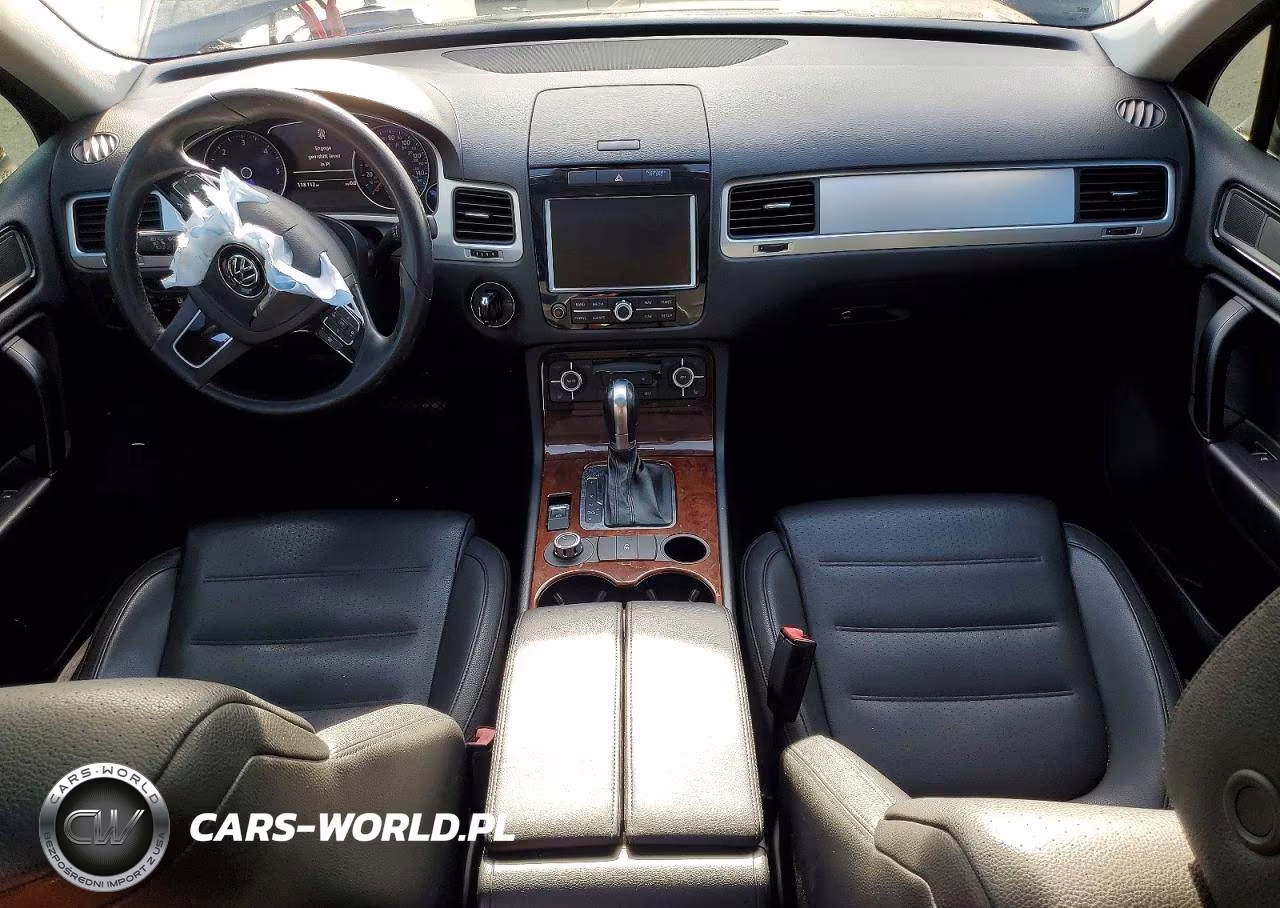 2013 Volkswagen Touareg Tdi Lux VIN:WVGEP9BP8DD003366 - 8