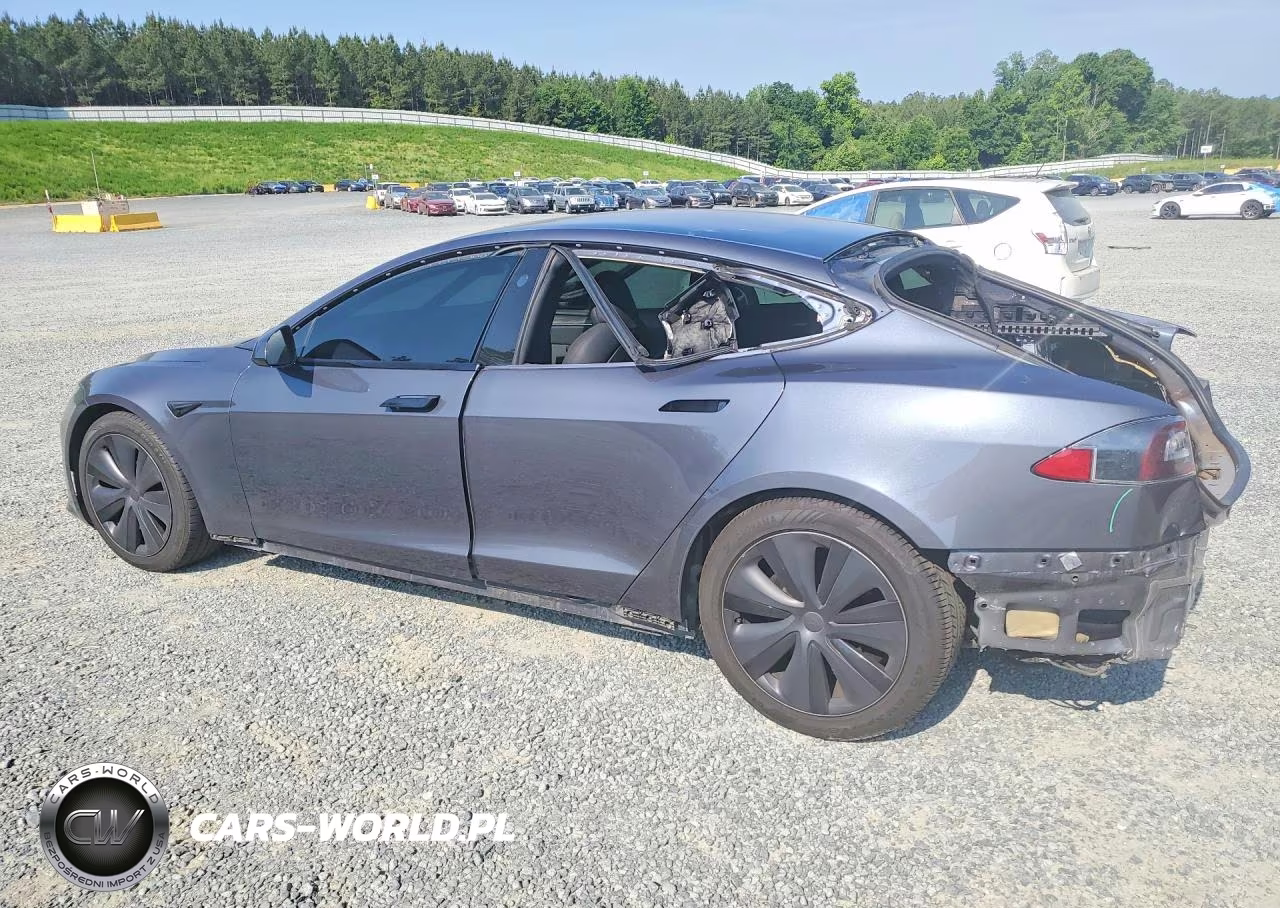 2021 Tesla Model S VIN:5YJSA1E55MF440450 - 2