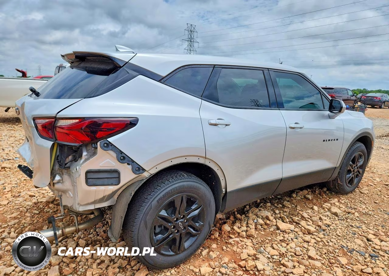 2021 Chevrolet Blazer 1Lt VIN:3GNKBBRA2MS567116 - 3