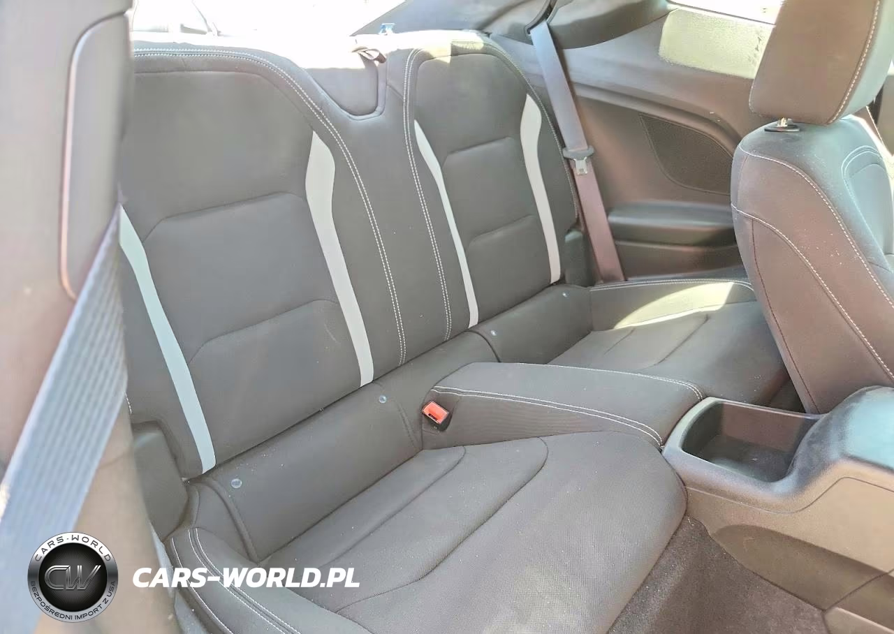 2019 Chevrolet Camaro Ls VIN:1G1FB1RX9K0111670 - 10