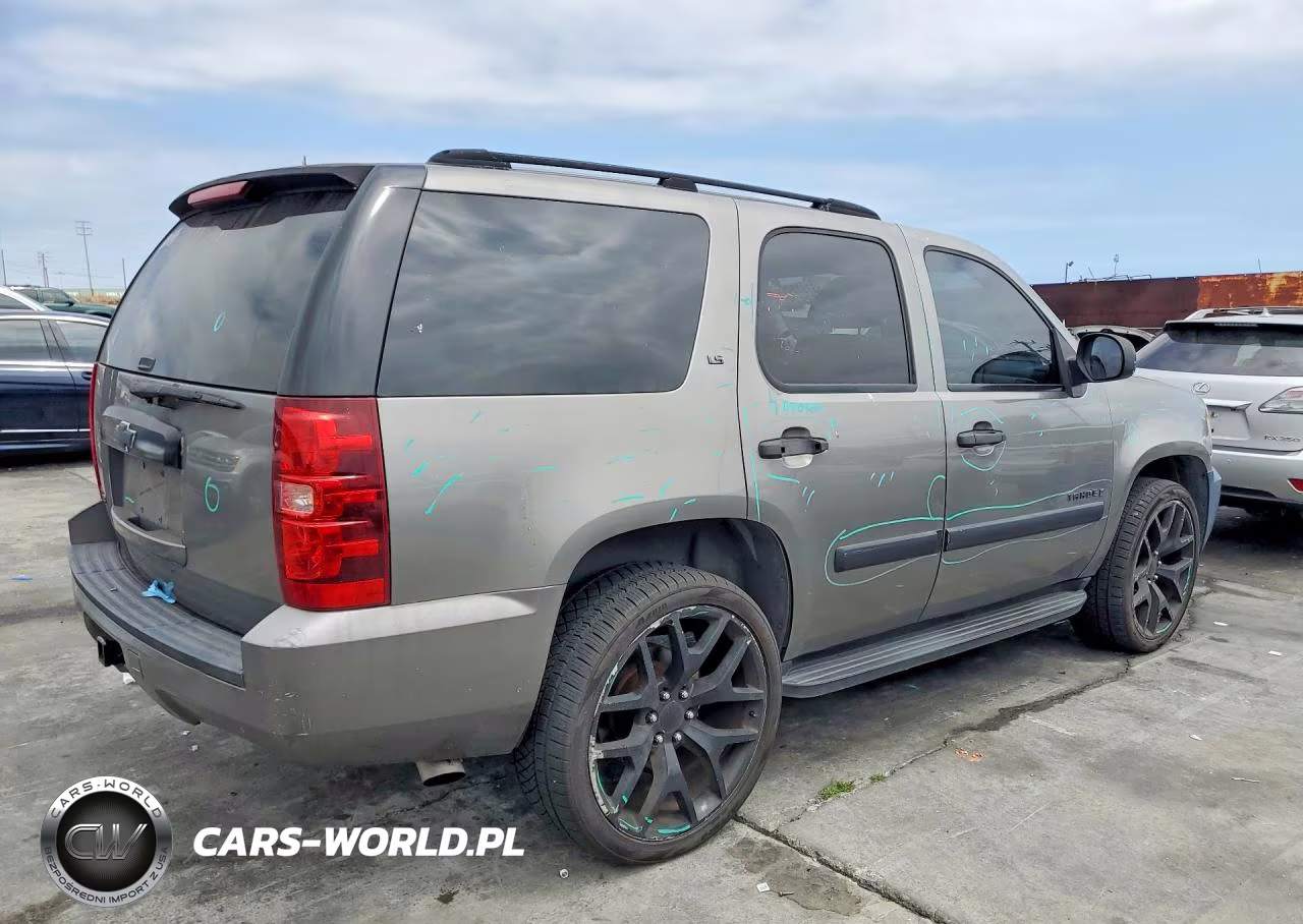 2007 Chevrolet Tahoe C1500 VIN:1GNFC13C27R410650 - 3