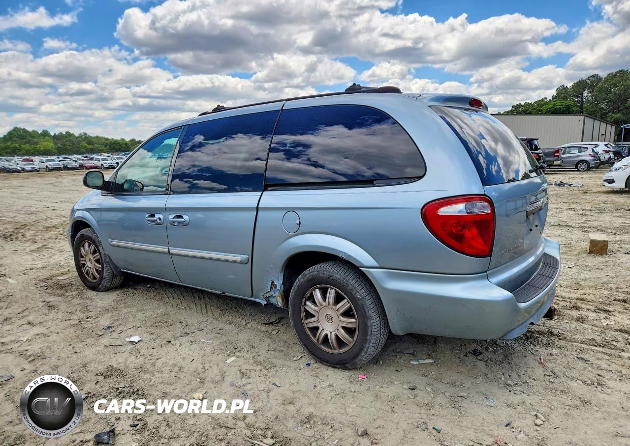 2005 Chrysler Town & Country Touring VIN:2C4GP54L95R214056 - 2