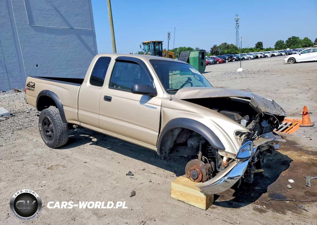 2004 Toyota Tacoma Xtracab VIN:5TEWM72N64Z461113 - 4