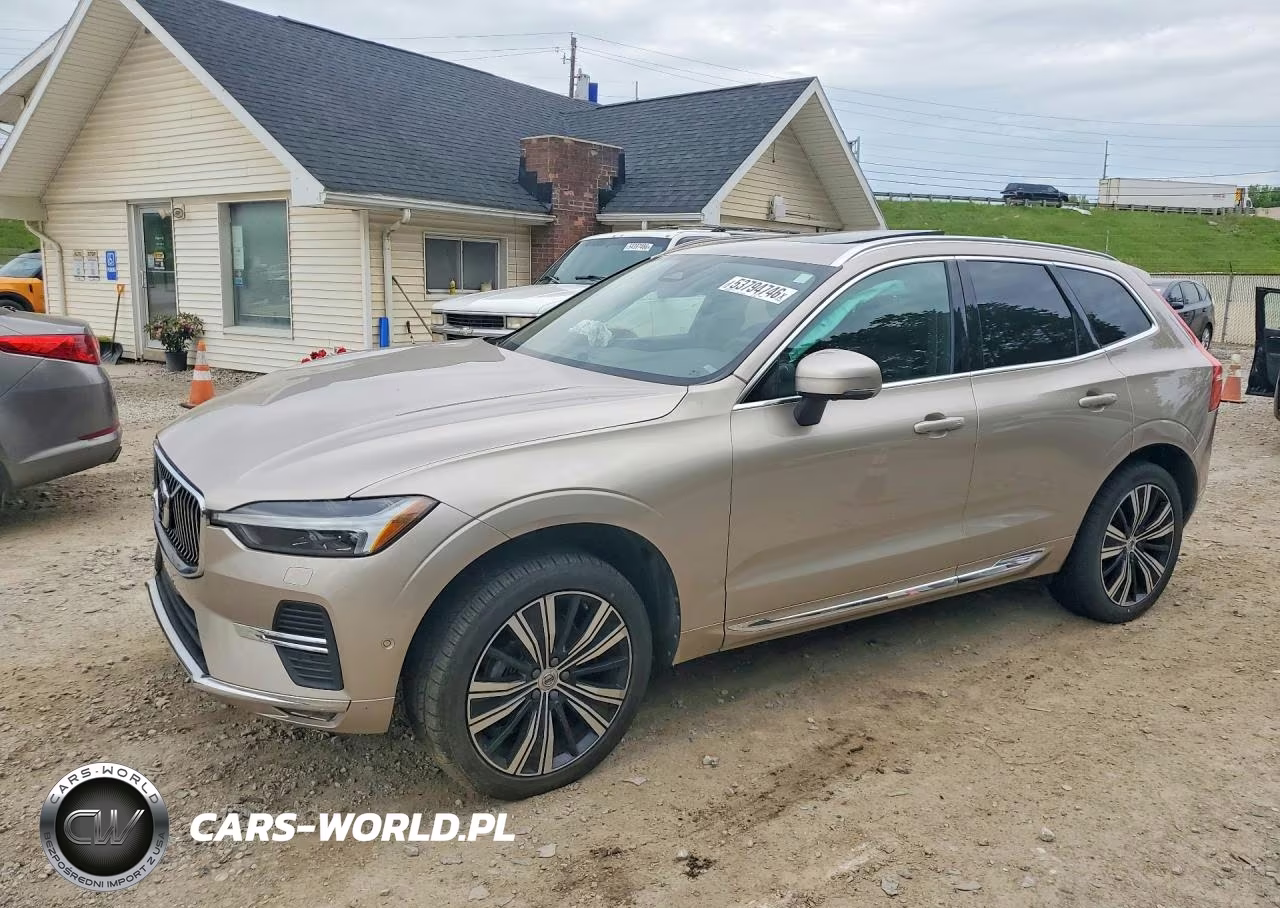 2023 Volvo Xc60 Plus – zdjęcie 1 z 13
