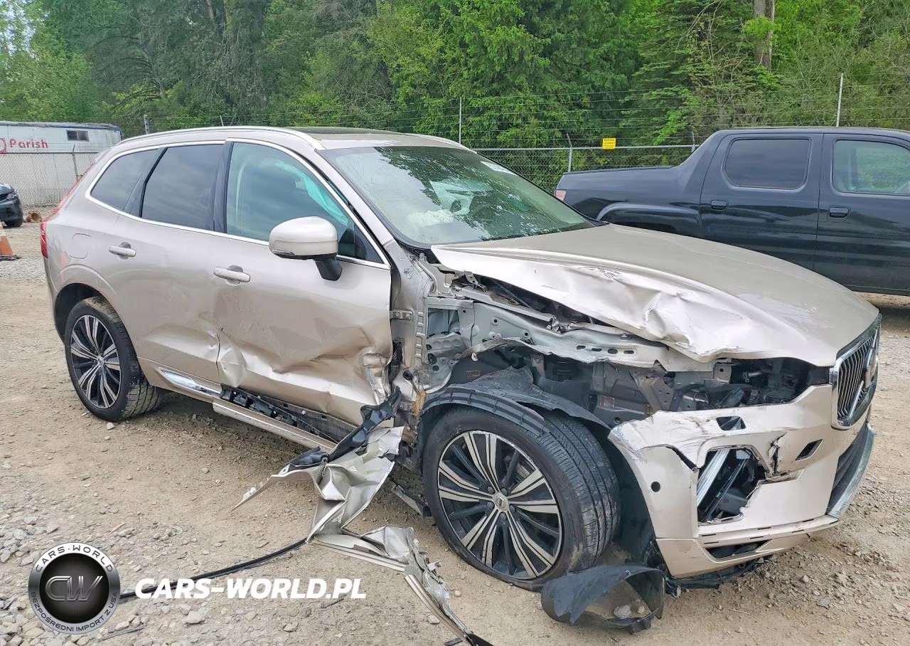 2023 Volvo Xc60 Plus VIN:YV4L12RNXP1354176 - 4