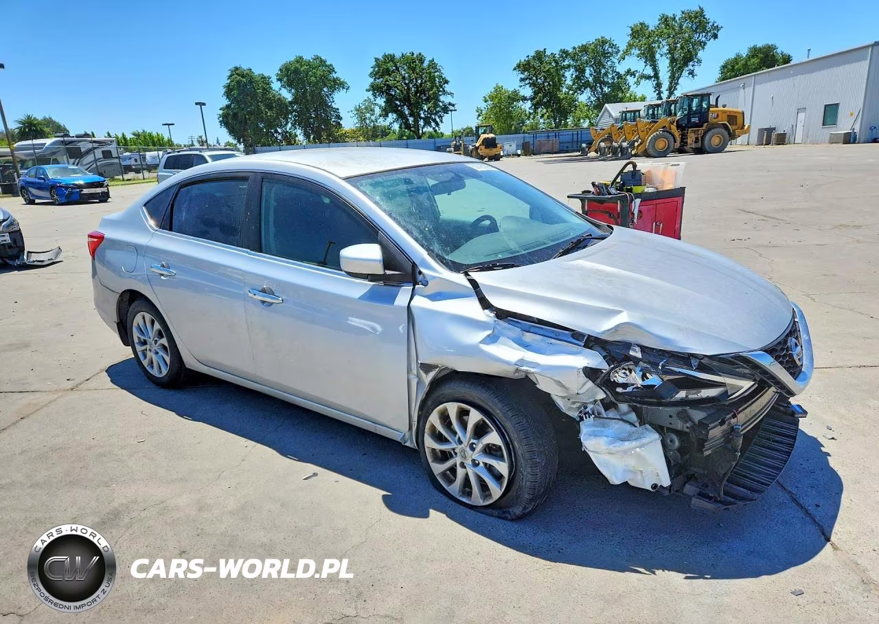 2018 Nissan Sentra Sv VIN:3N1AB7AP4JY263332 - 4