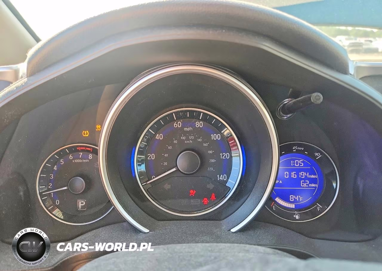 2018 Honda Fit Lx VIN:3HGGK5H43JM732717 - 9