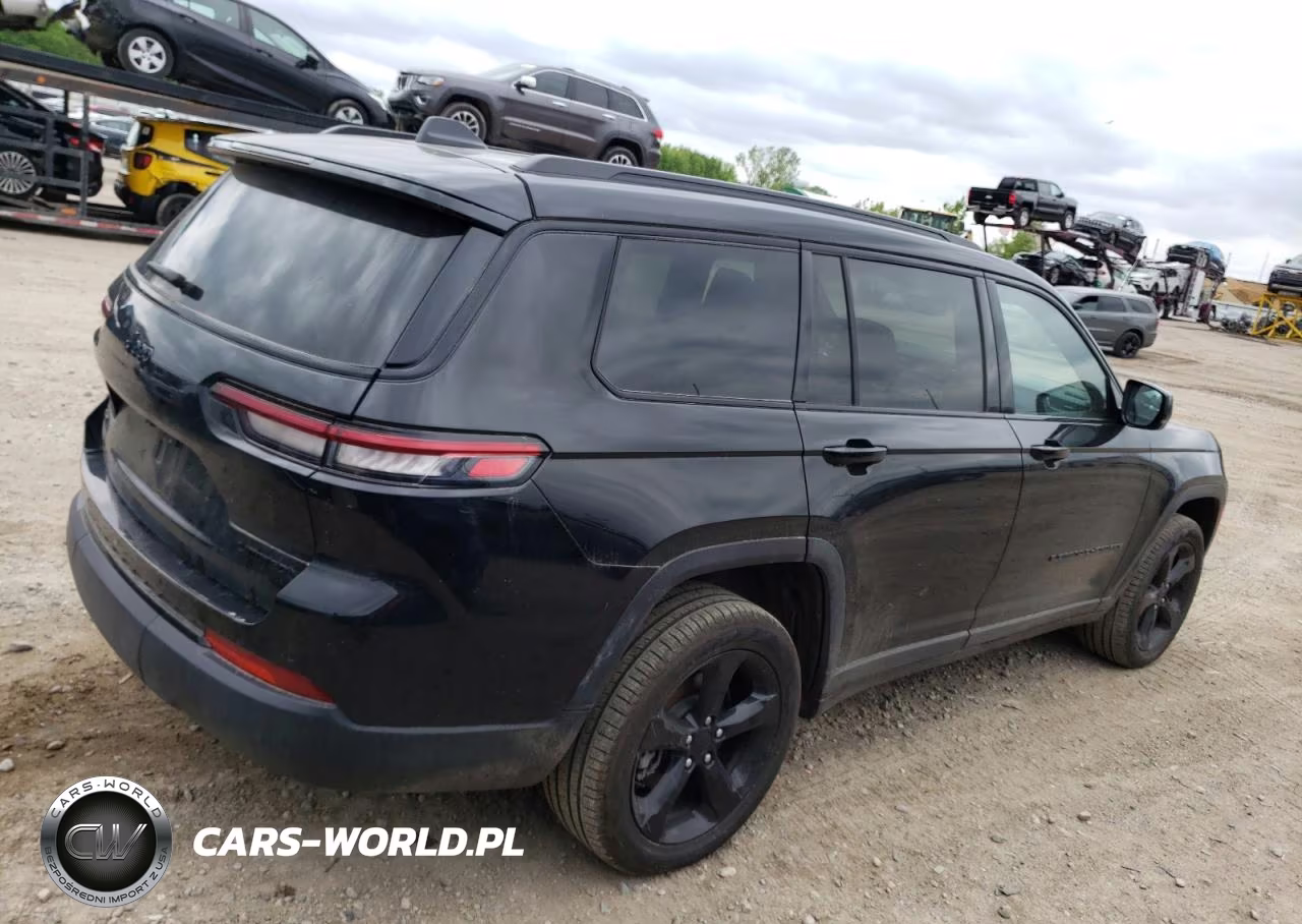 2024 Jeep Grand Cher VIN:1C4RJKBG3R8588551 - 3