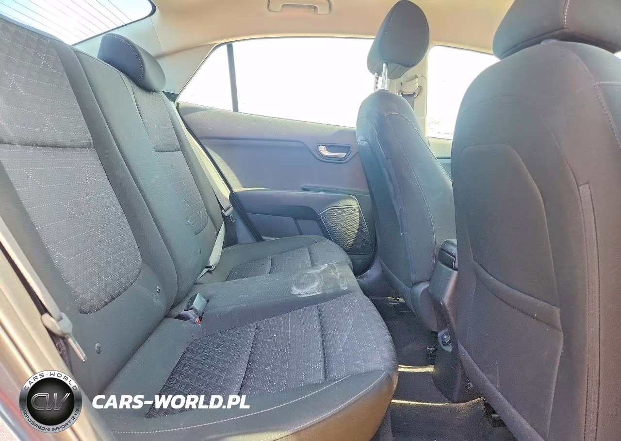 2020 Kia Rio S VIN:3KPA24AD8LE343965 - 10