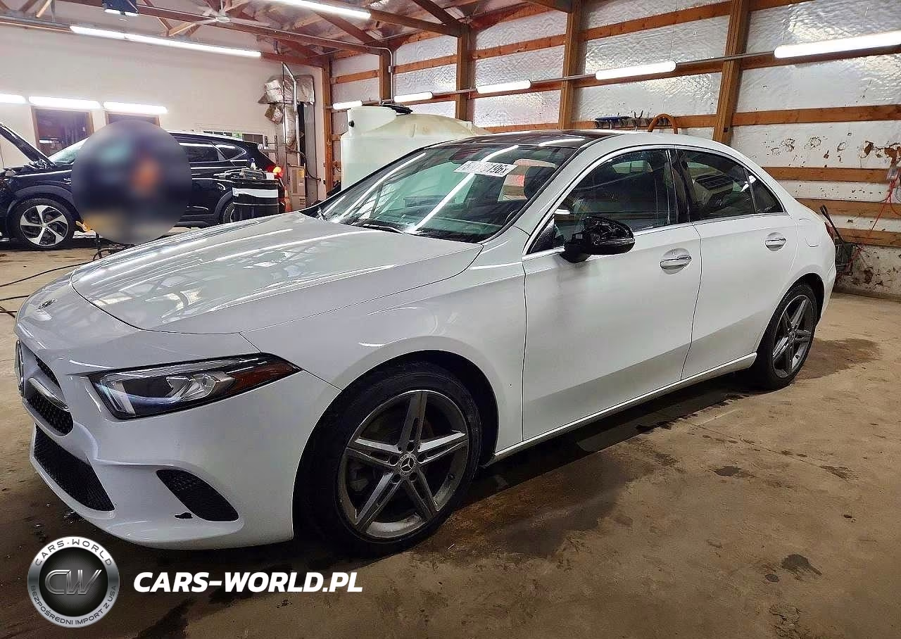 2019 Mercedes-Benz A 220 – zdjęcie 1 z 12