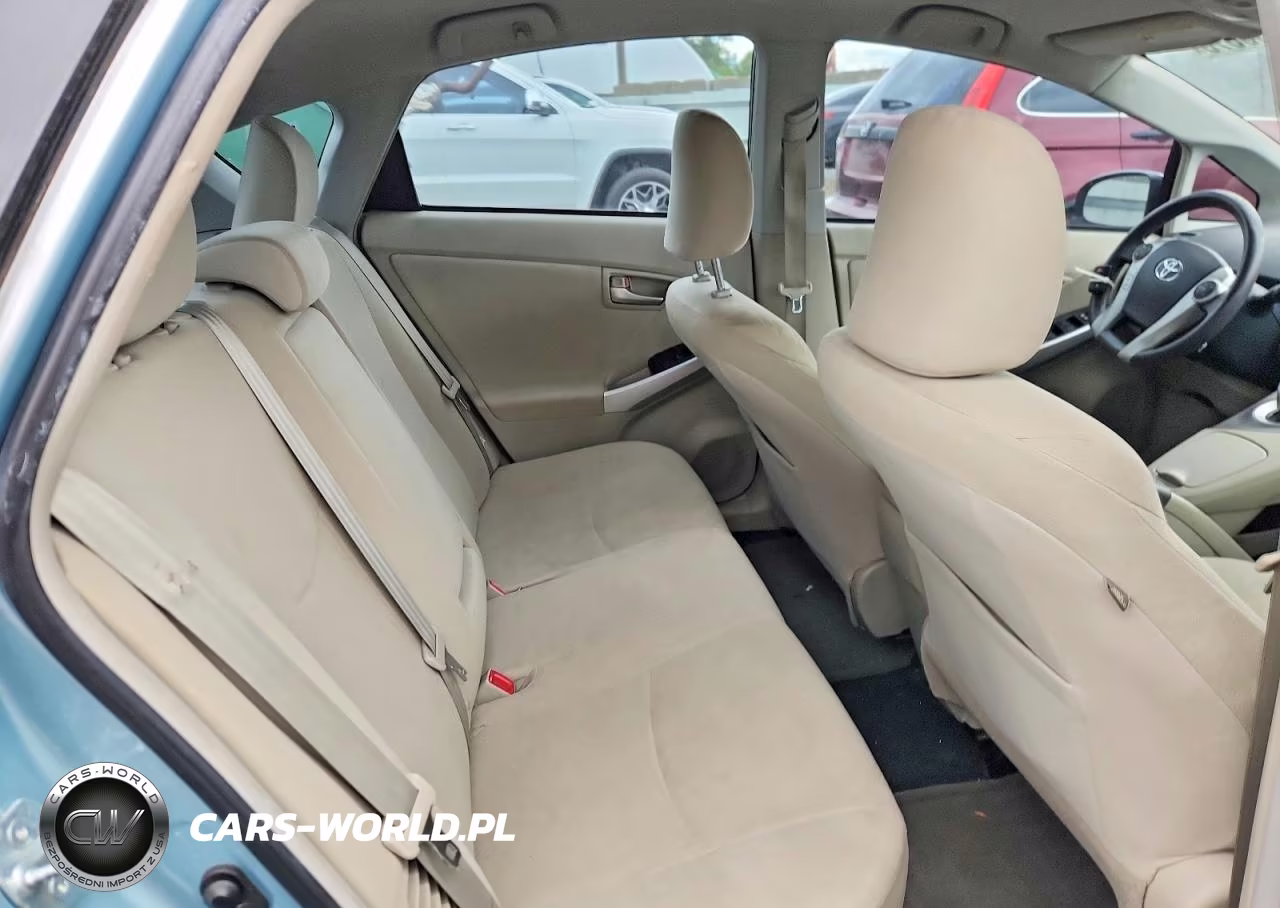 2014 Toyota Prius Two VIN:JTDKN3DU7E1838973 - 10