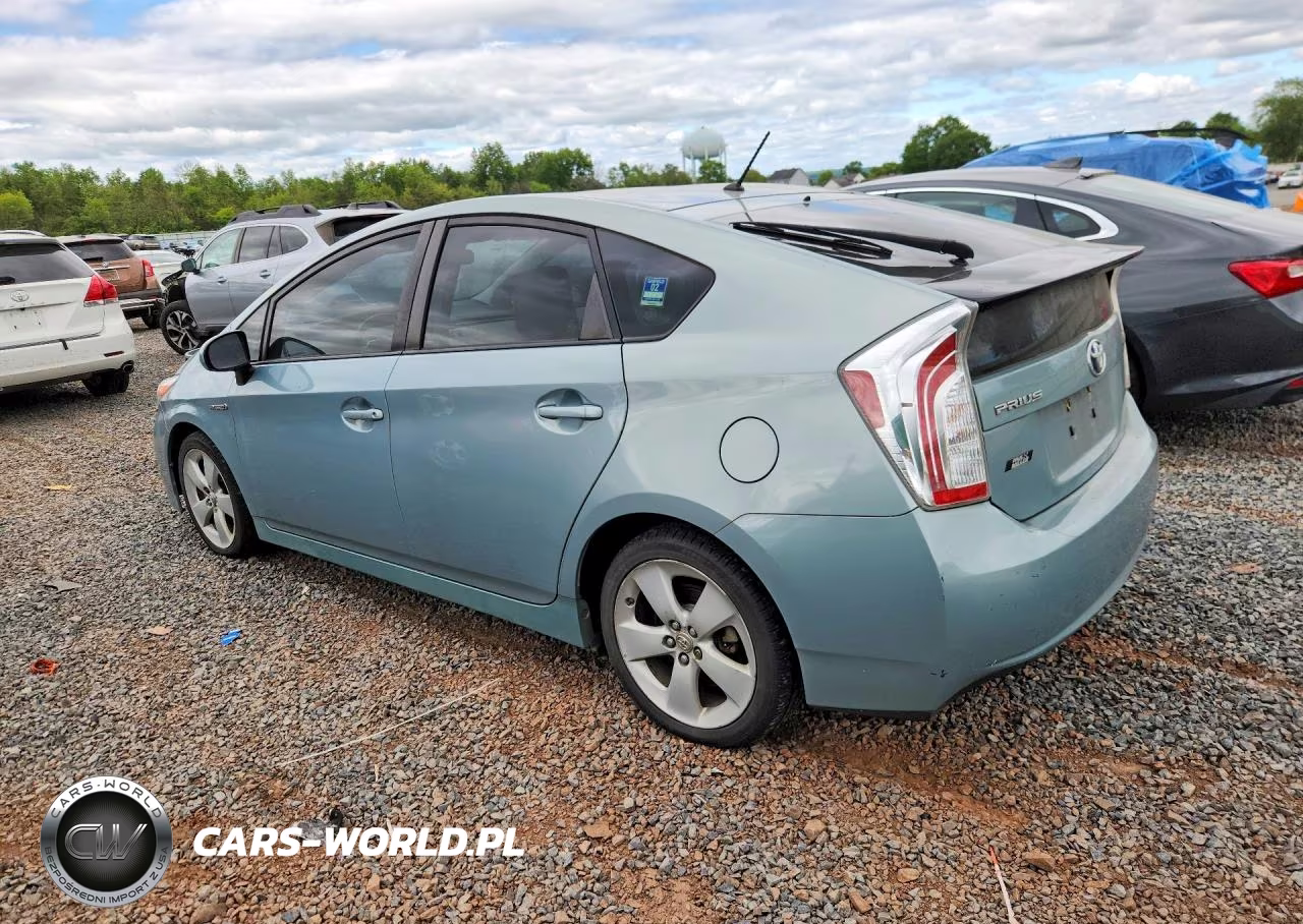 2014 Toyota Prius Two VIN:JTDKN3DU7E1838973 - 2