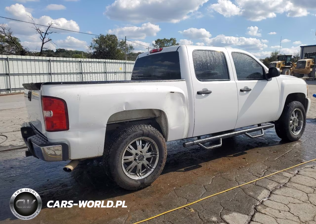 2008 Chevrolet Silverado C1500 VIN:3GCEC13J68G241561 - 3