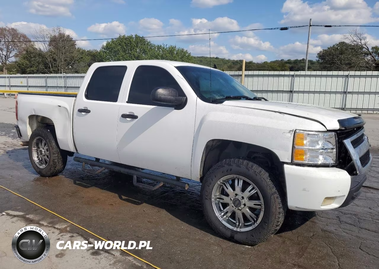 2008 Chevrolet Silverado C1500 VIN:3GCEC13J68G241561 - 4