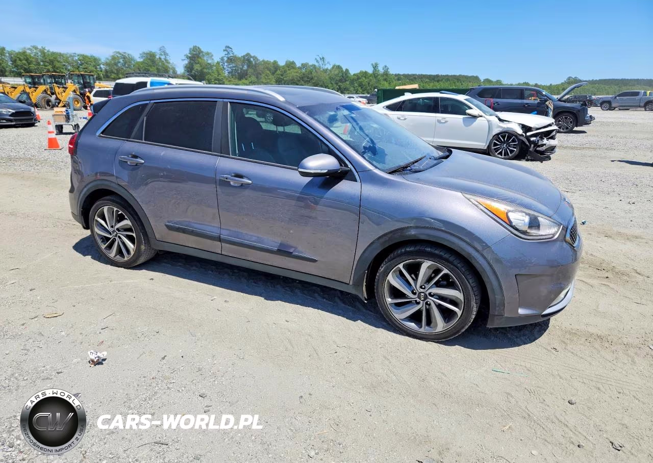 2017 Kia Niro Ex Touring VIN:KNDCE3LC3H5090507 - 4