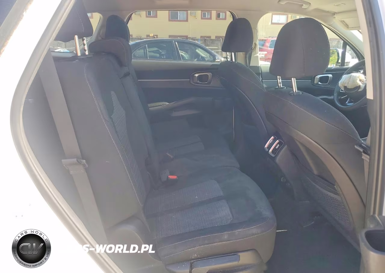 2021 Kia Sorento Lx VIN:5XYRG4LC7MG073995 - 11