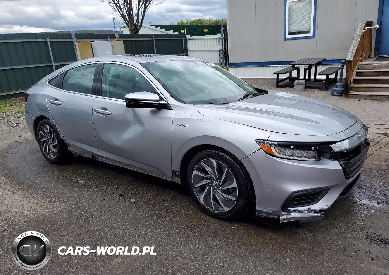 2019 Honda Insight Touring VIN:19XZE4F93KE001028 - 4