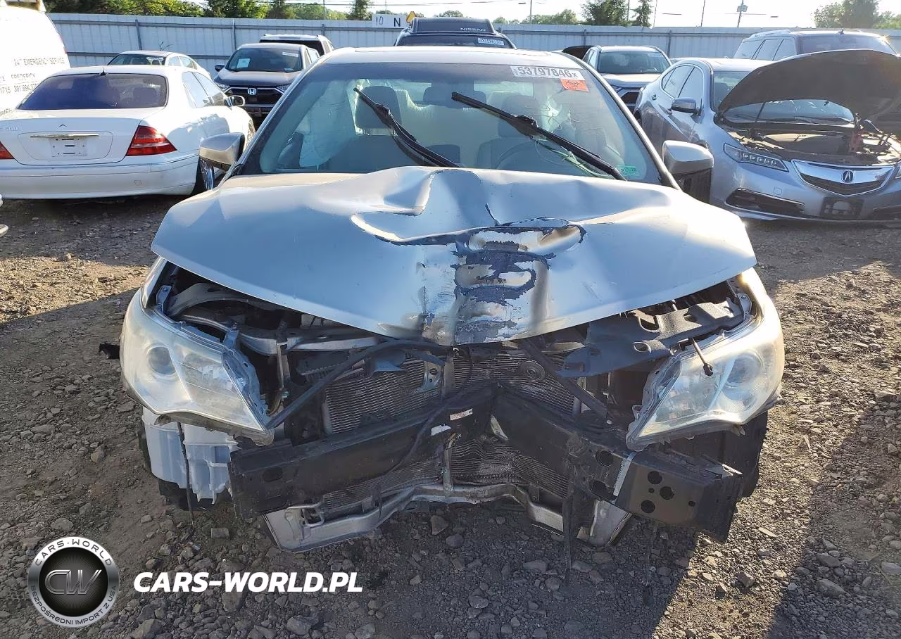 2014 Toyota Camry Xle VIN:4T4BF1FK5ER377611 - 5