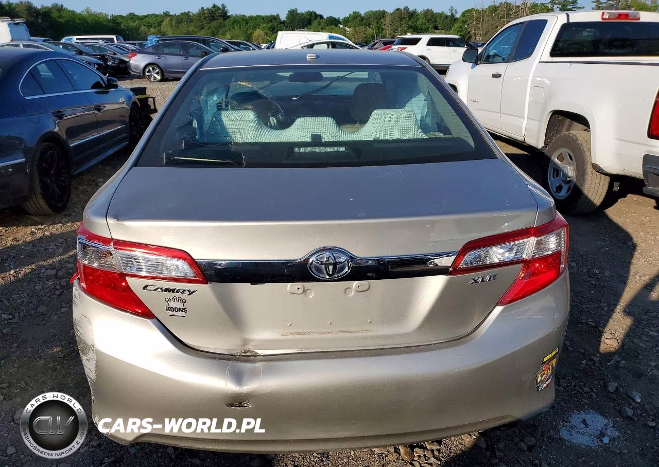 2014 Toyota Camry Xle VIN:4T4BF1FK5ER377611 - 6