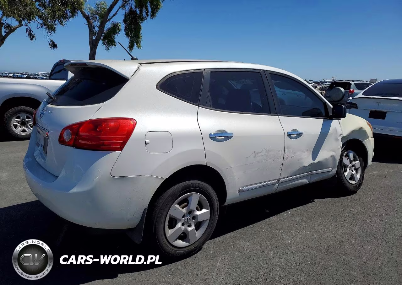 2011 Nissan Rogue S VIN:JN8AS5MT5BW153686 - 3