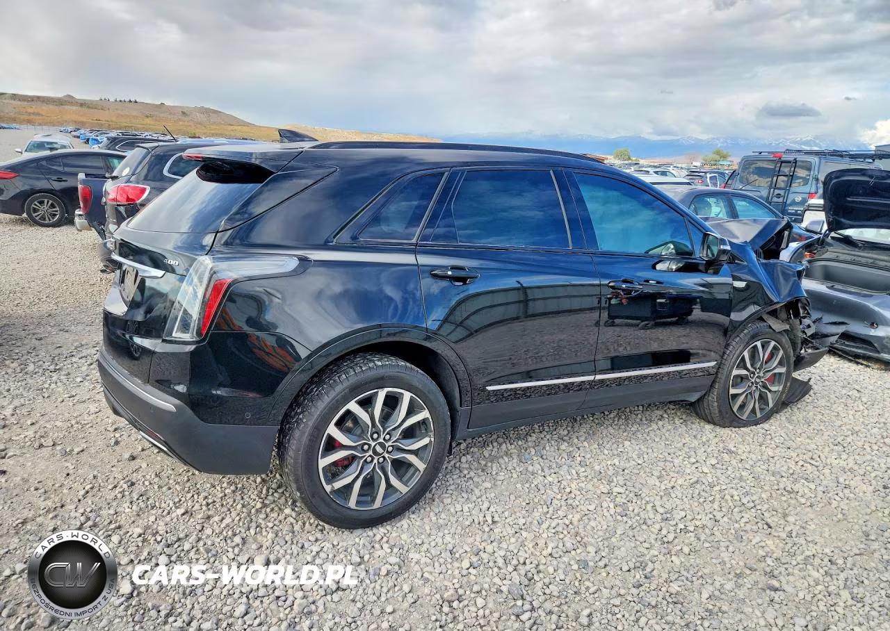 2023 Cadillac Xt5 Sport VIN:1GYKNHRS3PZ203817 - 3