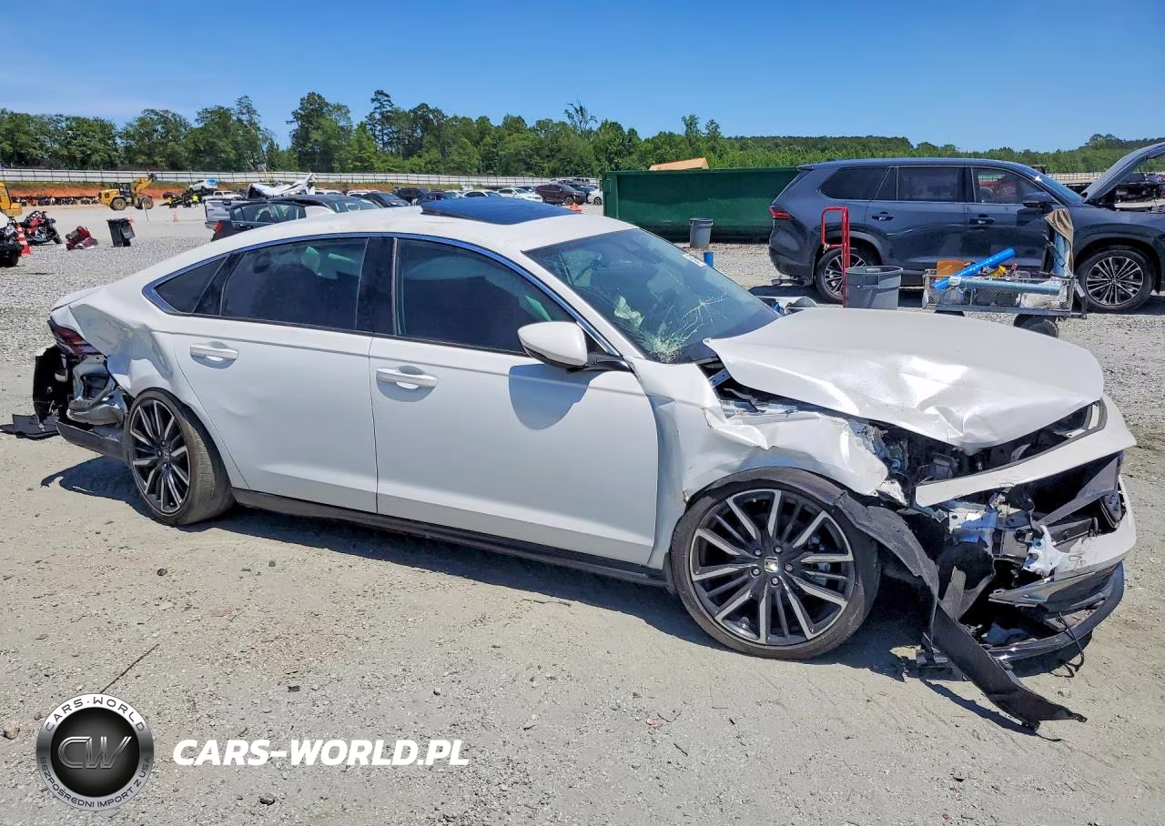 2023 Honda Accord Touring Hybrid VIN:1HGCY2F87PA024977 - 4